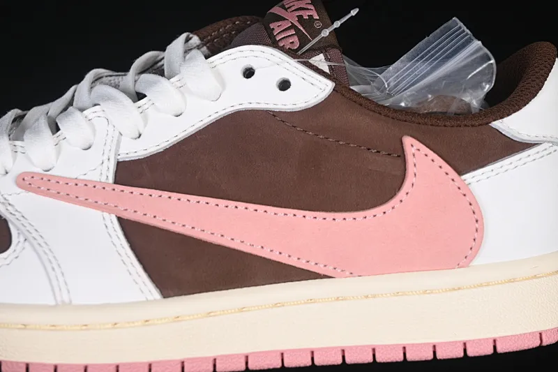 All categories Air Jordan Jordan series basketball shoes Air Jordan 1 Low foreign trade version Travis Scott x Air Jordan 1 Low OG AJ1 Joe 1 pink undercut low top DZ4137-206